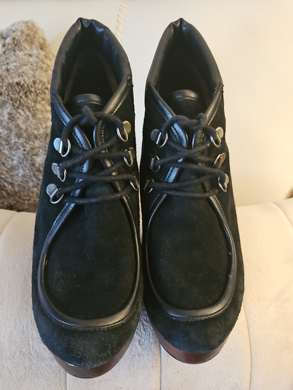 LUCKY BRAND "Cendara" Black Suede/Fur Platform Ankle Booties 9M EUC/Vintage - Picture 2 of 13